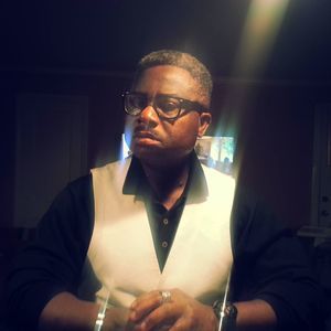 Meet your Posher, Johnson